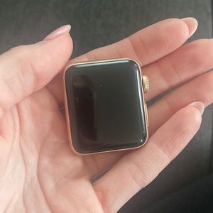 Apple Watch Series 3, 38 mm, rose gold